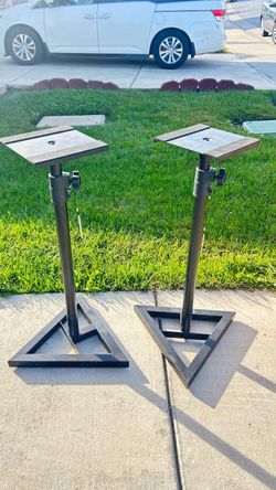Set of 2 adjustable speaker stands