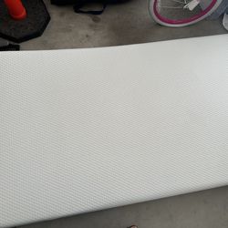 Twin mattress