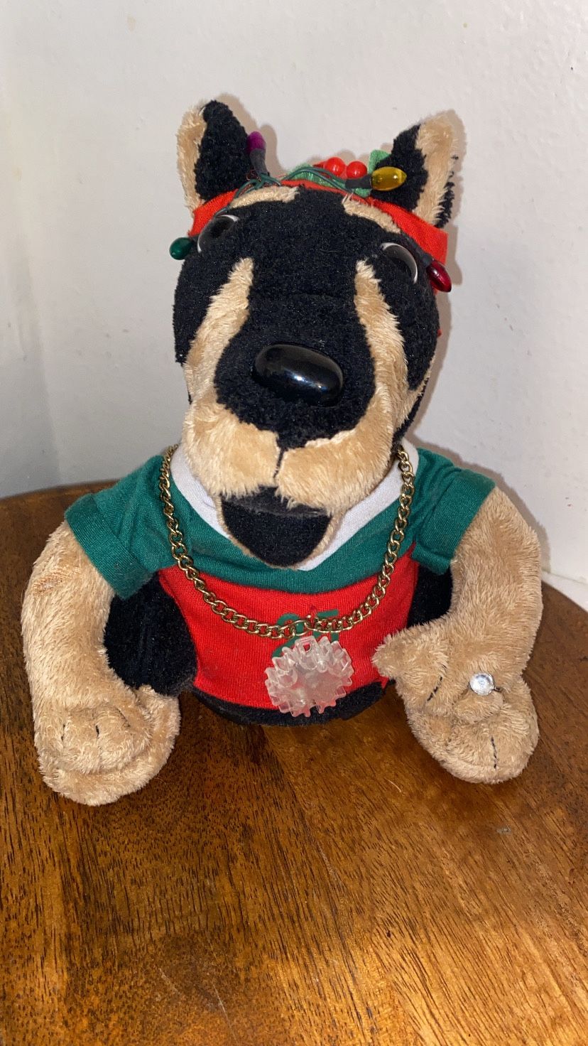 Vintage Hip Hop Gemmy Animated Doberman "Jingle Bells" WORKS!