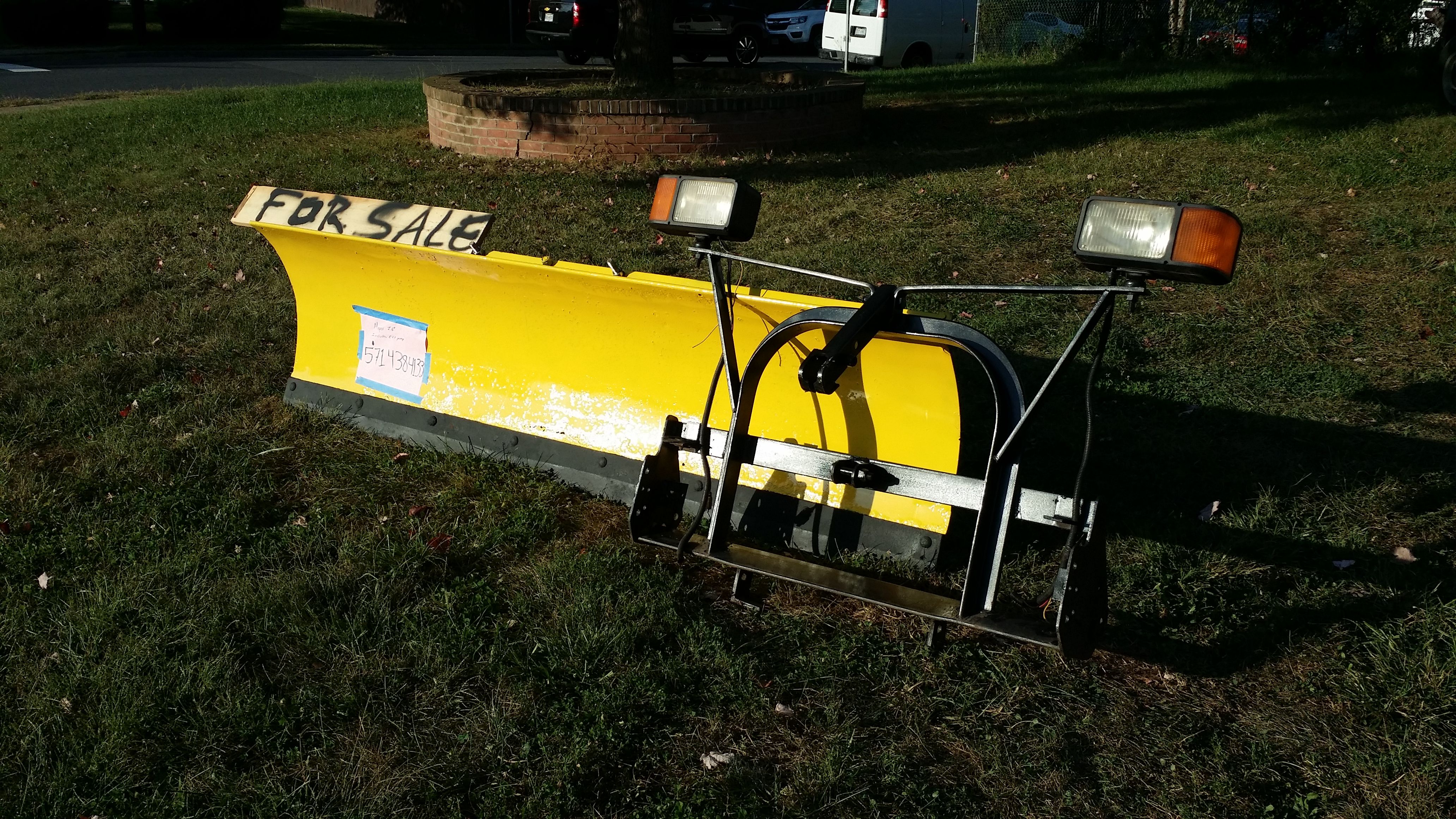 Meyer 7'.6" snow plow only I have sold the frame and lights....freshly painted $600 OBO