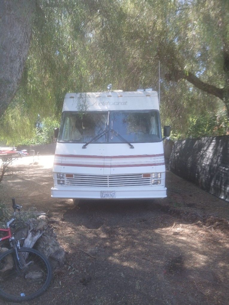 RARE 1988 Aristocrat xl654 32ft rv
