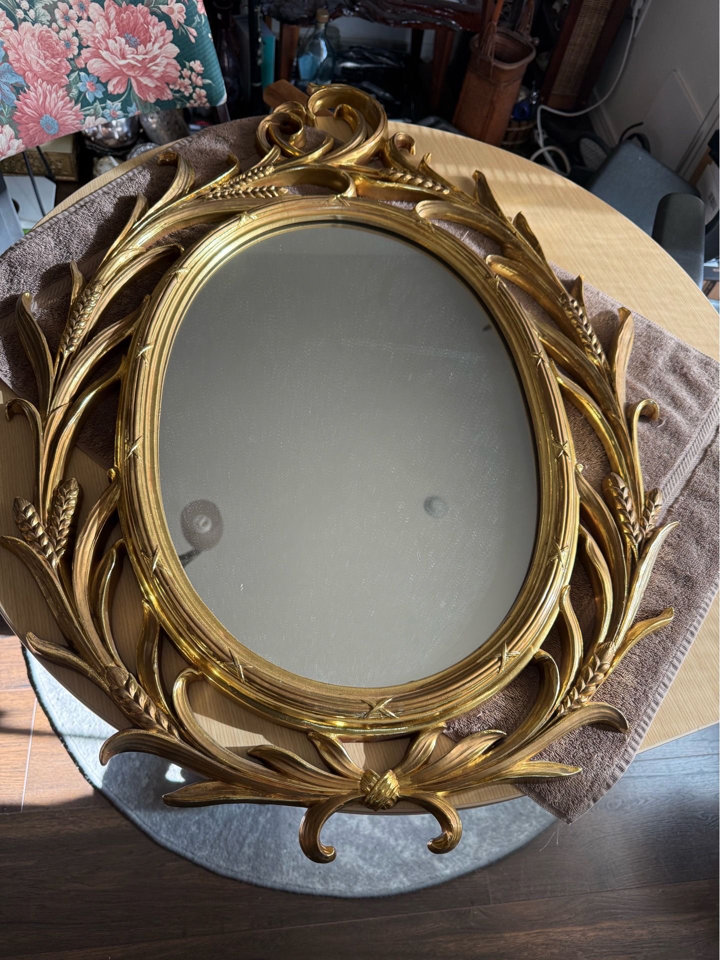 Vintage Mirror Syroco USA Ornate Wall Hanging Gold Painted