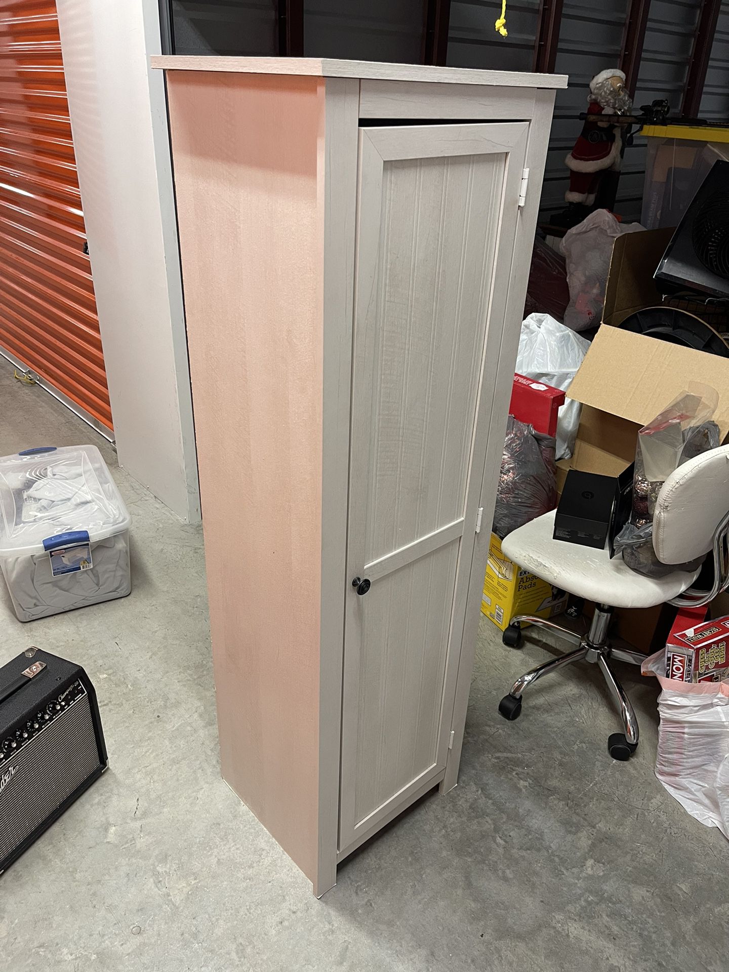 Cabinet (Like New) (Barely Used) use as kitchen pantry or bathroom cabinet 