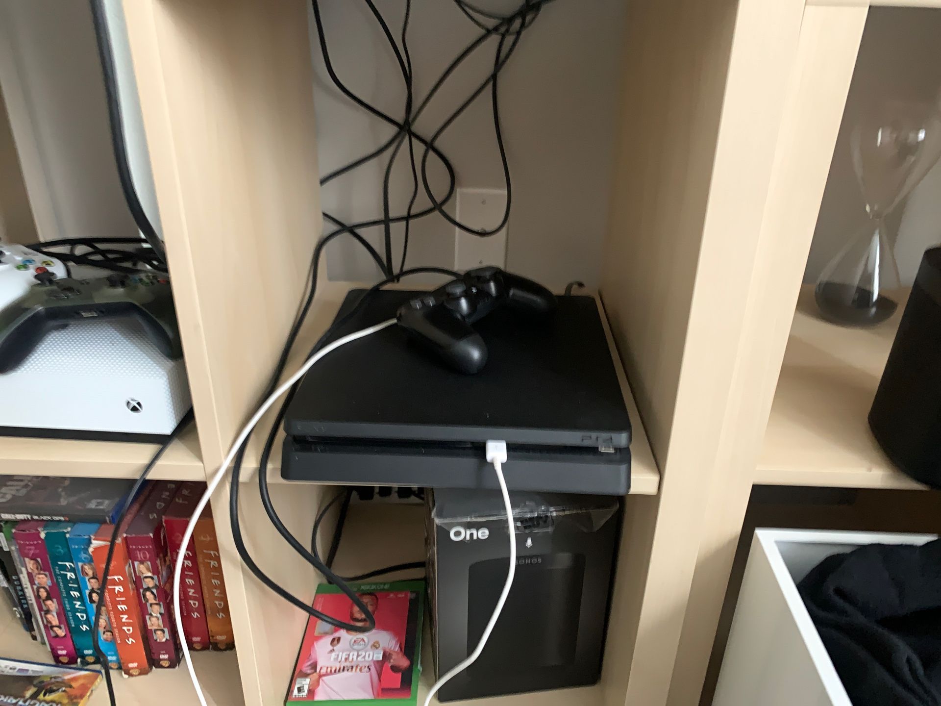 PS4 slim 500 GB