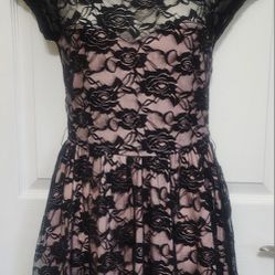 WET SEAL Women's Junior Pink Dress with Black Floral Roses Lace Overlay Sz M