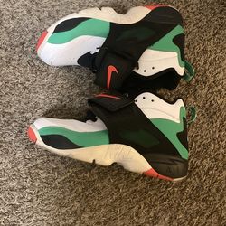 10.5 Nike Diamond Turf $50