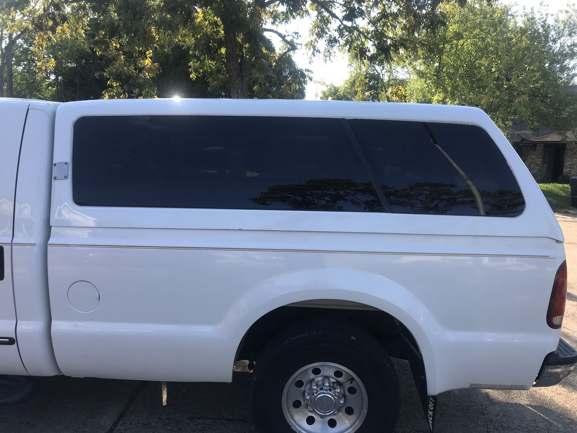 Leer Camper for Sale in Houston, TX - OfferUp