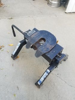 RBW LI'L ROCK'R 5th WHEEL TRAILER HITCH FORD DODGE CHEVY TRUCK GMC