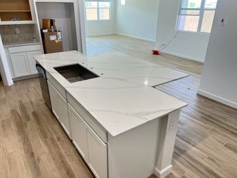 One Patriotic Calacatta 2 Cm