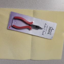 Annie's 4-in-1 Tool. Annie's Simply Beads Kit of the Month