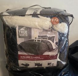 The True North Ultra Mink to Sherpa 5-Piece Full/Queen Comforter