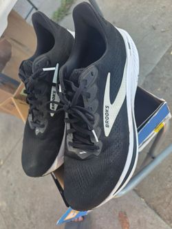 Brooks shoes