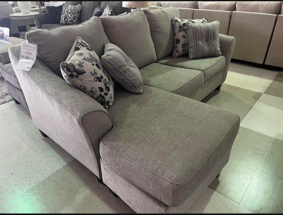 Abney Sofa Chaise, Living Room// Home Decor 