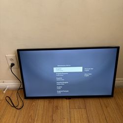 Insignia 32 inch smart tv