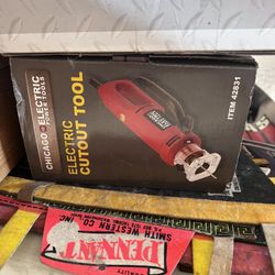 Electric Cutout Tool