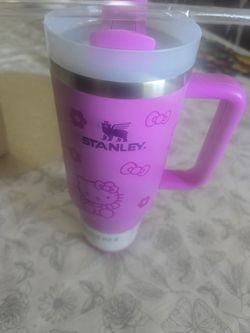 Stanley x Hello Kitty Tumbler with Handle