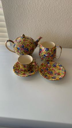 Teapot, Creamer, Cup & 2 Saucers