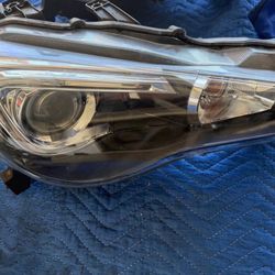 Toyota 86/BRZ/Scion FRS Headlight OEM