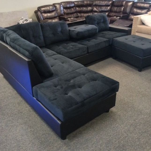 New Sectional With Ottoman And Free Delivery 