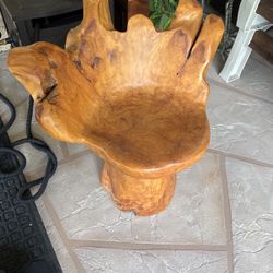 Solid carve  wood, spinning chair