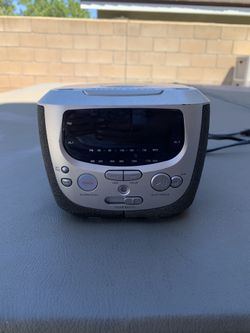 Magnavox CD, ALARM CLOCK, AM/FM RADIO