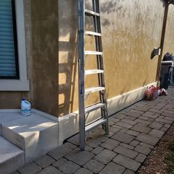 10 Ft Step Ladder