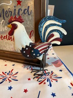 Adorable metal patriotic rooster