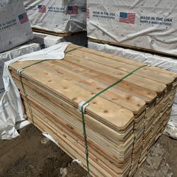 NEW FENCE BOARDS / NUEVAS TABLAS DE MADERA 