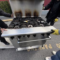 Commercial Stove With Oven 