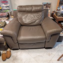 Leather Reclining Club Chair 