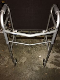 Like new walker