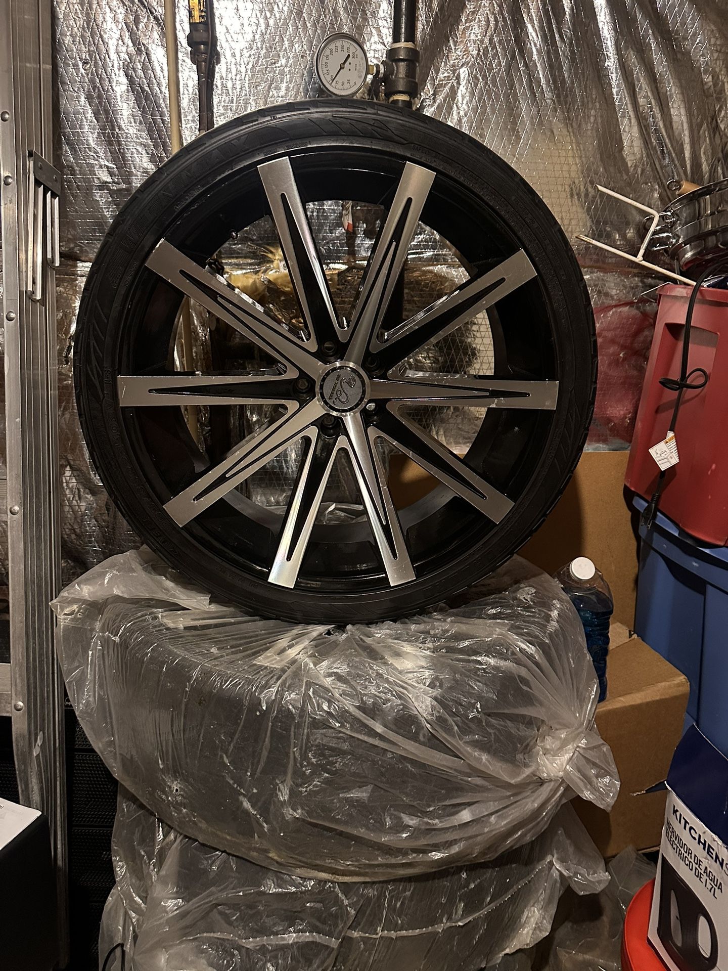 22 Inch 5 Lug Rim