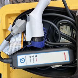 SAE J1772 EV Charger (120/280V)