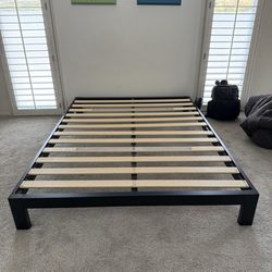 Modern Metal Platform Bed Frame