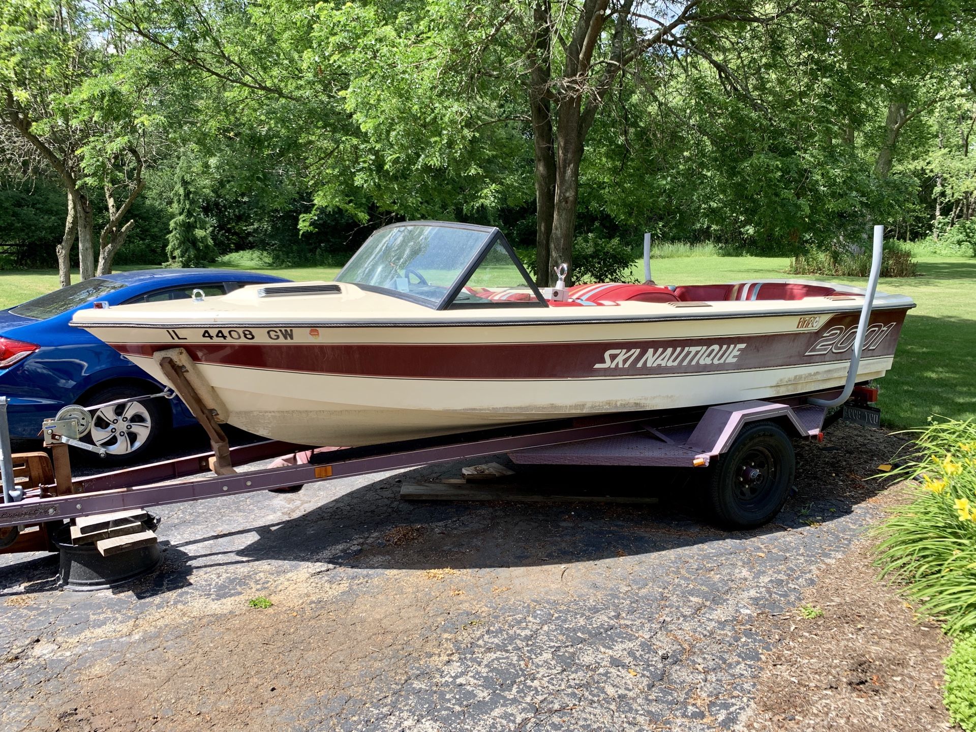 1985 Ski Nautique 2001