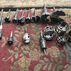 Milwaukee self-feed drill bit, Hole Saws, Quik-Lok drill bit extensions and more