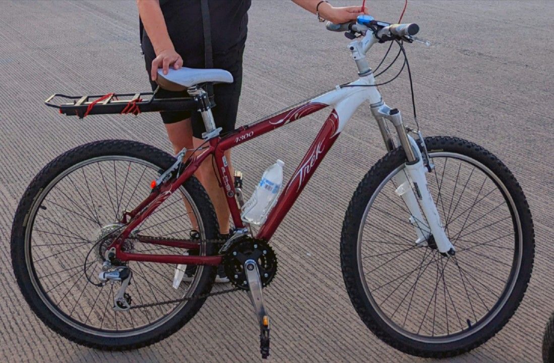 Trek Mountain Bike (Women's) Great Condition