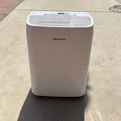 Hisense 35-Pint 2-Speed Dehumidifier 