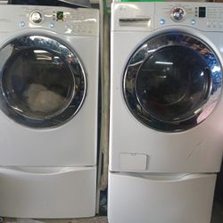 LG Washer/Dryer And Risers