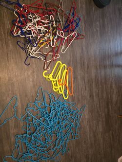 Kids clothes hangers, total 89 hangers for $10