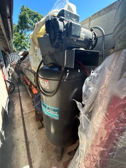 Industrial air compressor auto repair shop