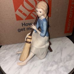 Cybis porcelain Cinderella figure
