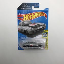 Hot Wheels 2021 Mercedes-Benz 300 SL * L Case * HW Speed Graphics 9/10