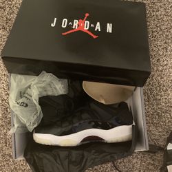 Jordan 11 72-10 Lows