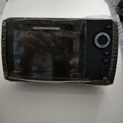 Hummingbird Fish Finder 