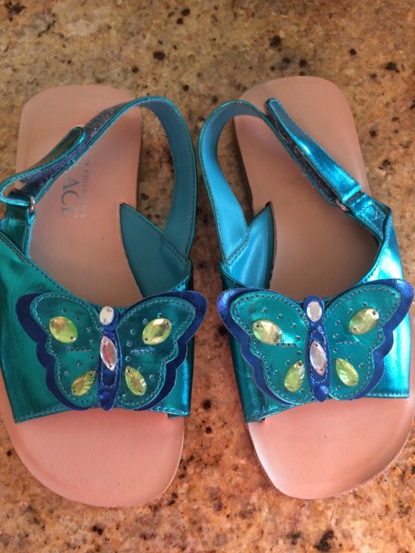 Never worn children's place sandals size 13