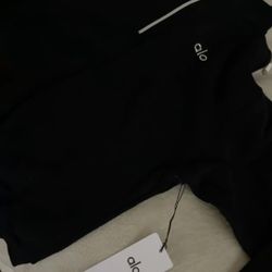 Alo Accolade 1/4 Zip Pullover $170