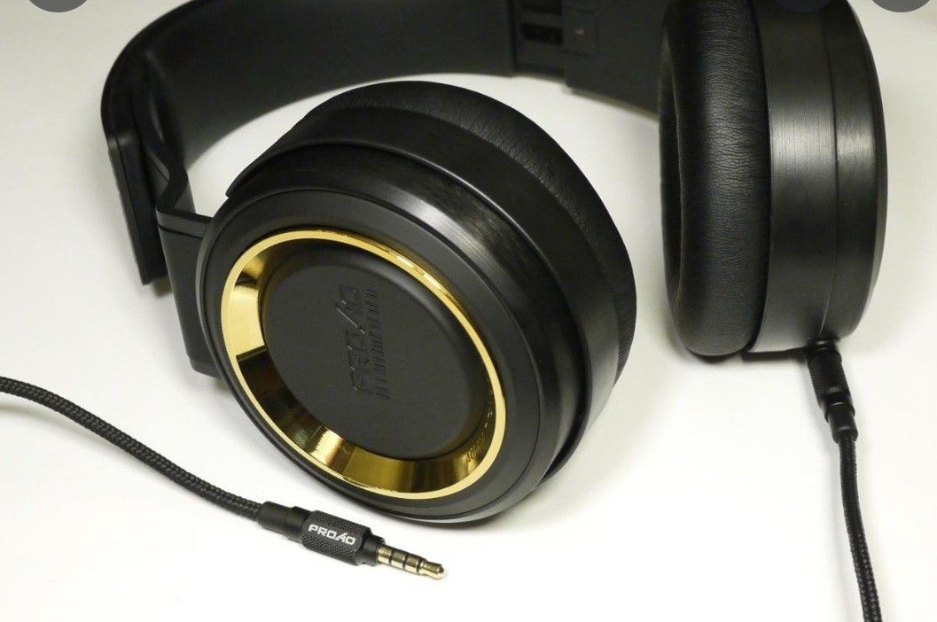 Headphones - Munitio Pro 40 Studio Headphones