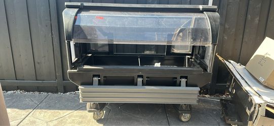 Cambro salad bar