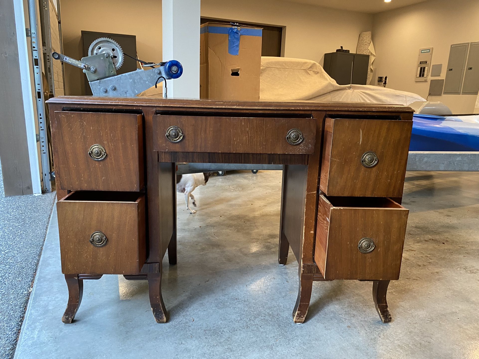 Vintage Desk/vanity